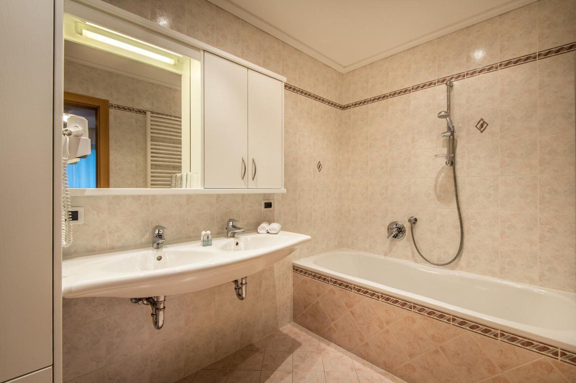 Chalet Prades Dolomiti Lodges La Villa  Esterno foto